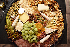 HOLIDAYS WITH KWANCHAI